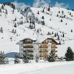 Sellaronda Aparthotel Arraba